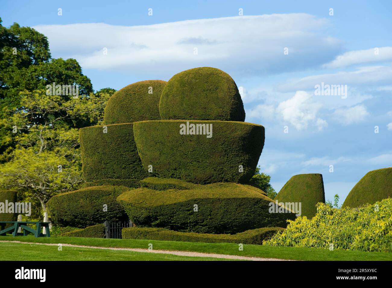 Jardín, Castillo de Crathes, Banchory, Aberdeenshire, Escocia, National Trust for Scotland Foto de stock