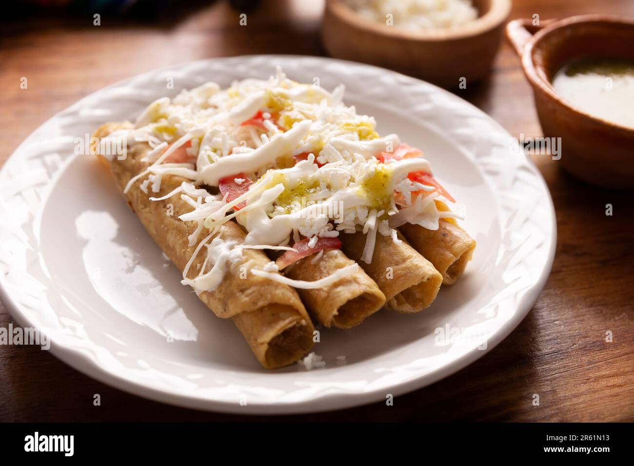 Tacos dorados. Plato mexicano también conocido como Flautas, consiste
