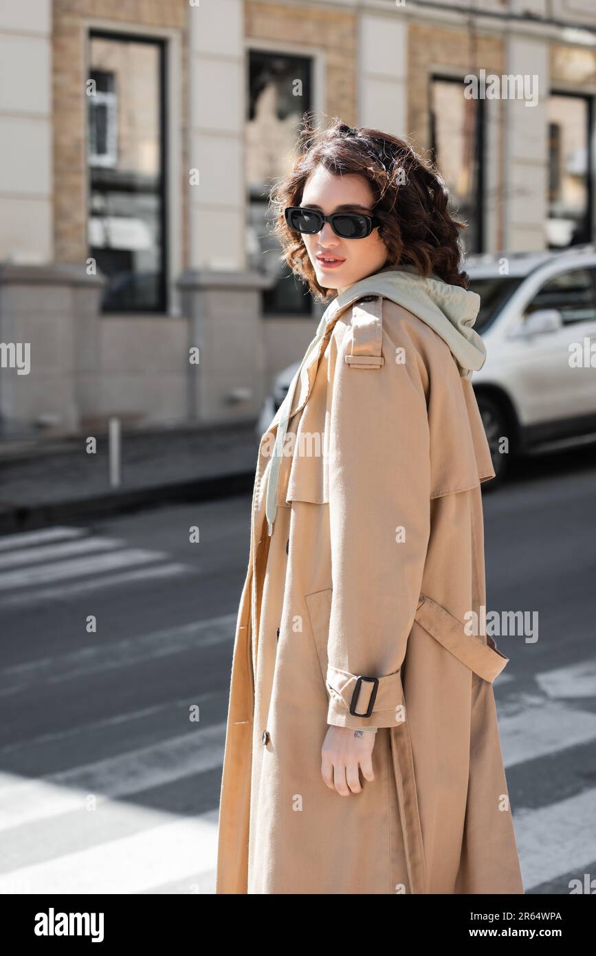 Sudadera con capucha mujer Urban Street beige