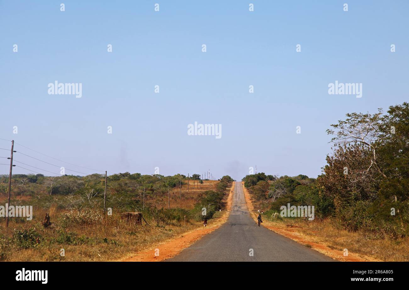 En la Gran Carretera del Este entre Lusaka y Chipata, Zambia, en la