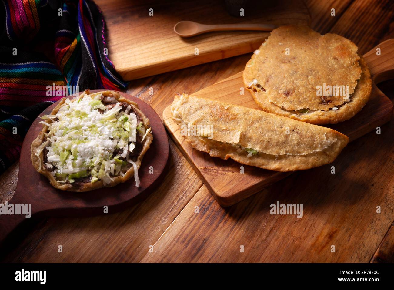 Sope, Quesadilla y Gordita. Comida callejera muy popular en México
