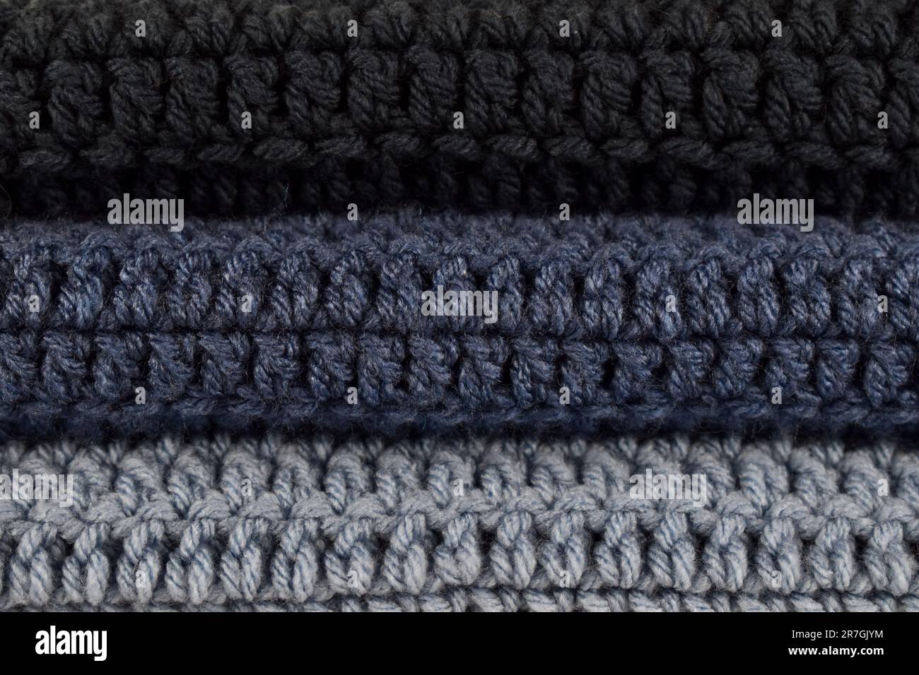 Blue Ombre Yarn Crochet Manta Foto de stock
