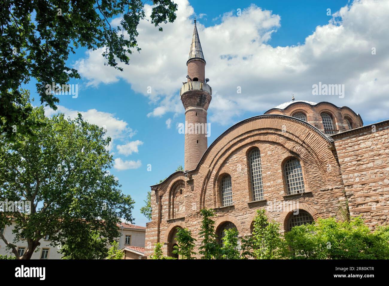 Fotografía exterior de la Mezquita de Kallenderhane, Estambul, Turquía Foto de stock