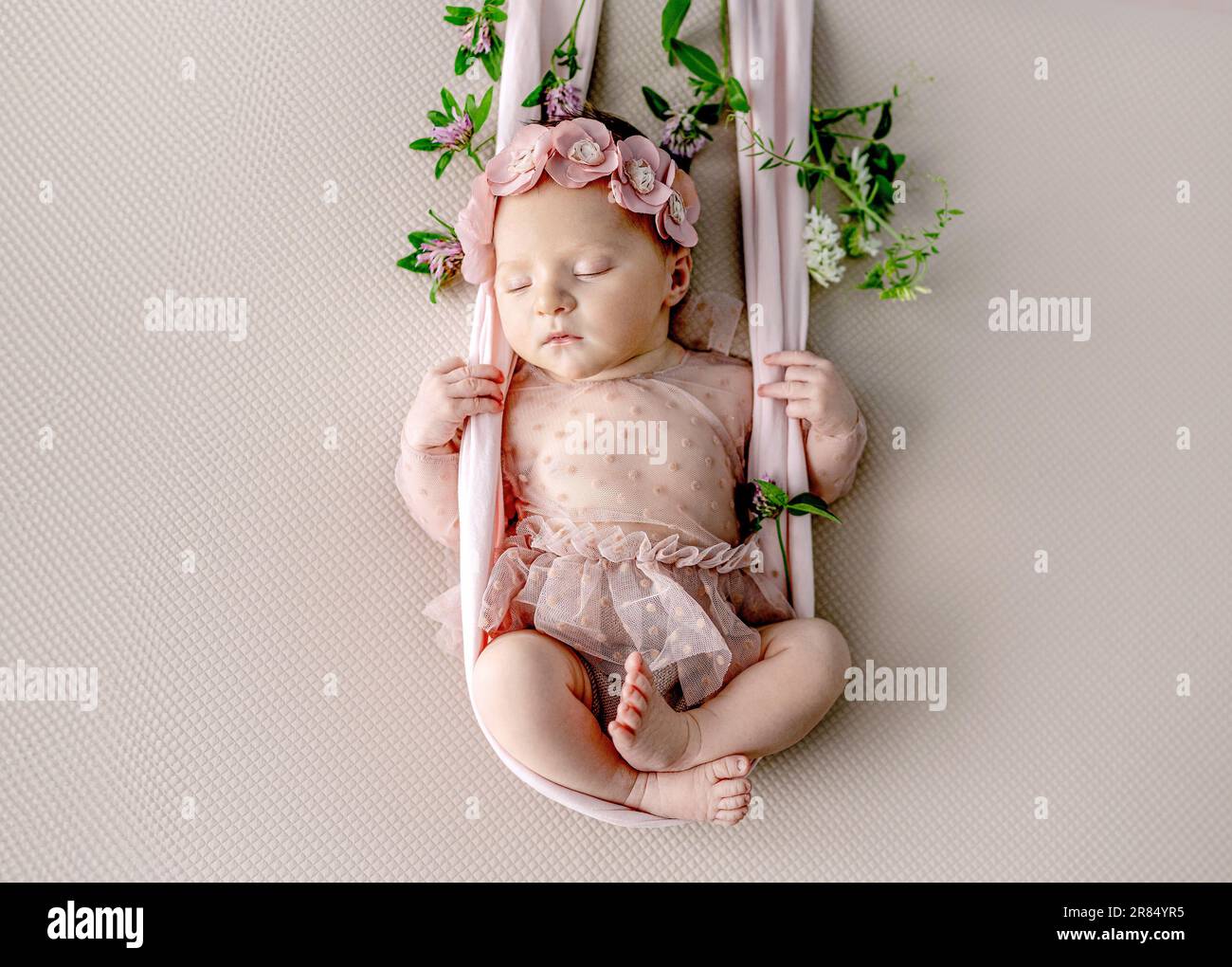 Nido de bebé – Flores - Columpiopio