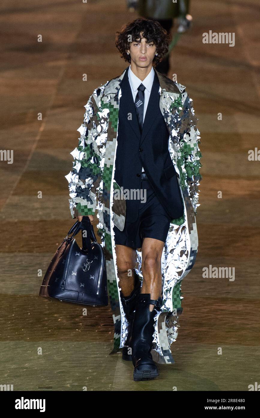 Desfile de Louis Vuitton de primavera-verano 2024 en la semana de