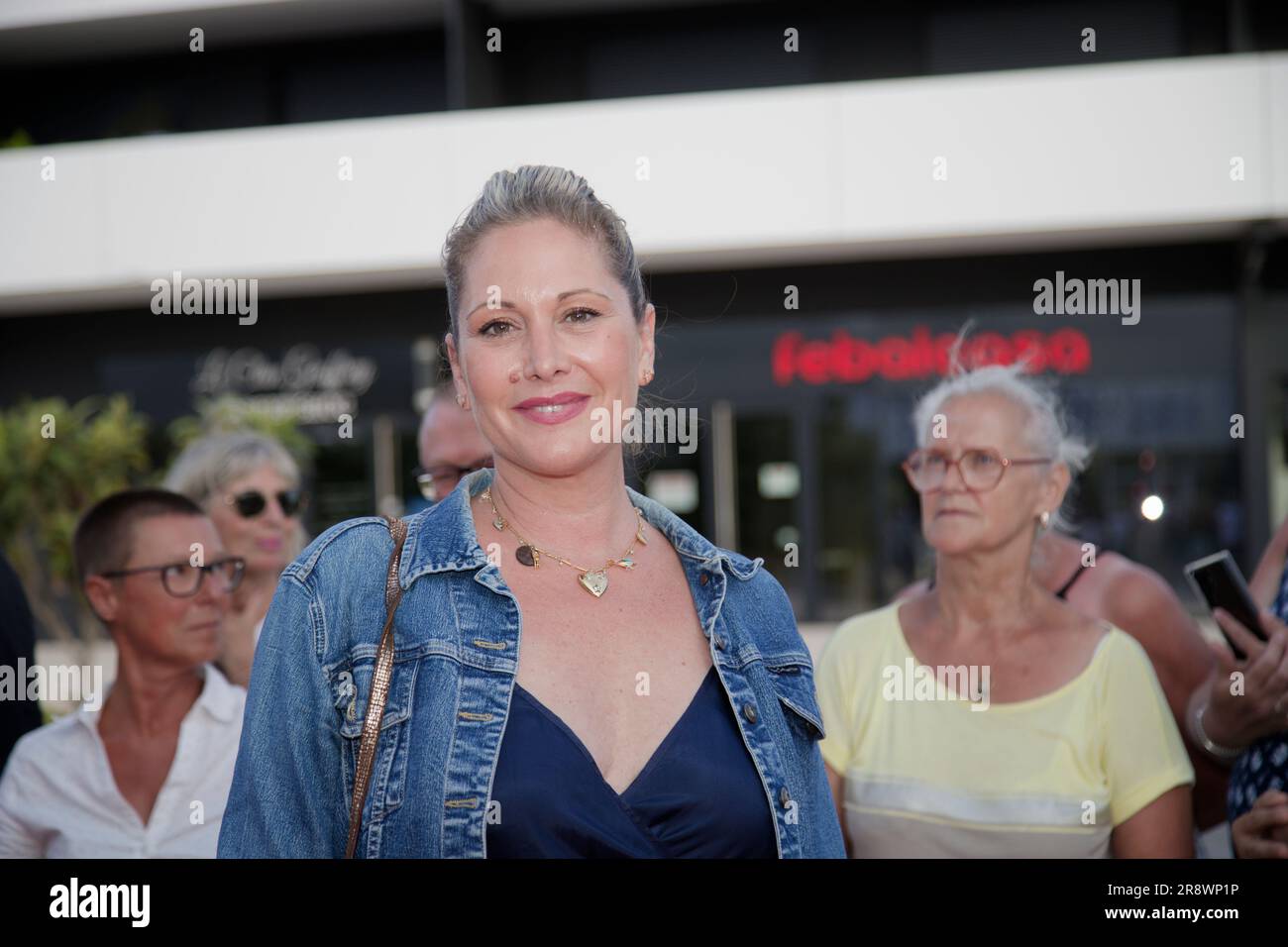 Maeva pasquali fotografías e imágenes de alta resolución Alamy