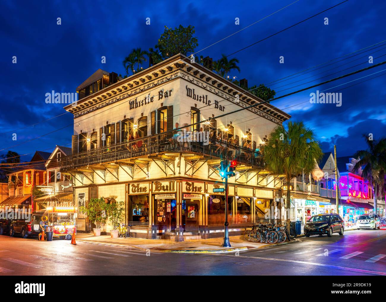 Duval Street, arquitectura típica famosa Key West, Florida, EE.UU Foto de stock