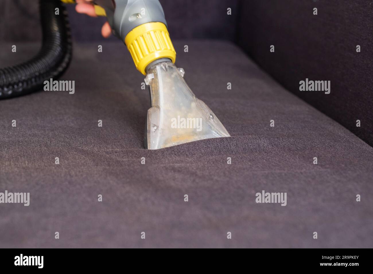 Máquinas de limpieza en seco fotografías e imágenes de alta resolución -  Página 3 - Alamy