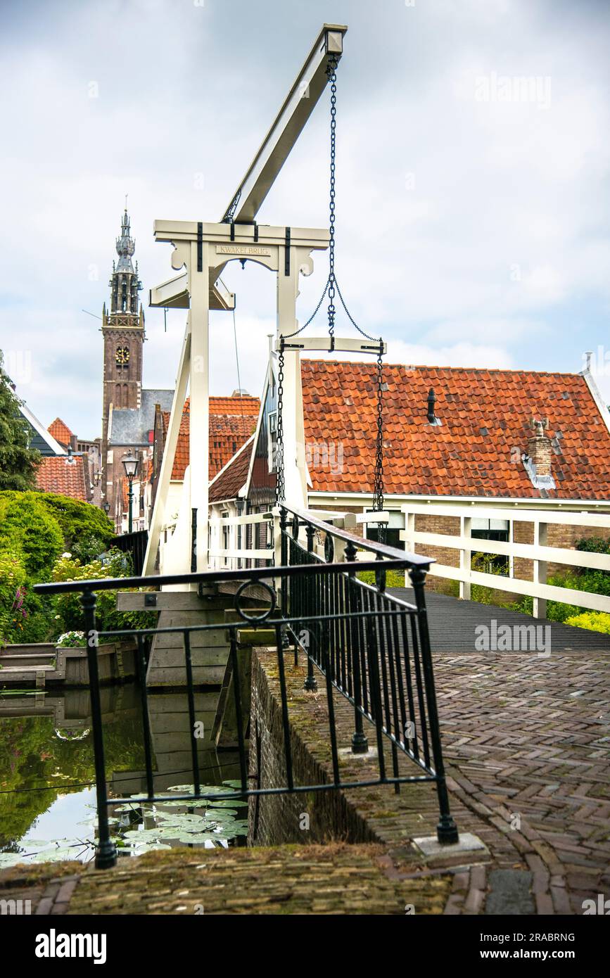 Puente levadizo Kwakebrug en Edam Holland Foto de stock