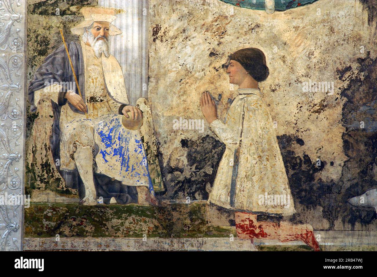 Sam Piero della Francesca. Fresco situado en el templo de Malatesta, que representa a Sigismondo Malatesta, Tempio Malatestiano, Rimini, Emilia-Romagna, Italia Foto de stock