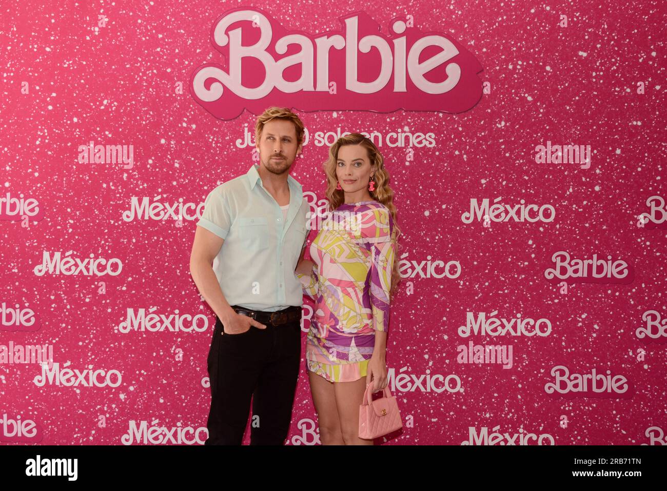 Ciudad de México, México. 7º de julio de 2023. Ryan Gosling y Margot Robbie  posan para las fotos durante la película 'Barbie' Photocall en el Hotel  Four Sason de la Ciudad de