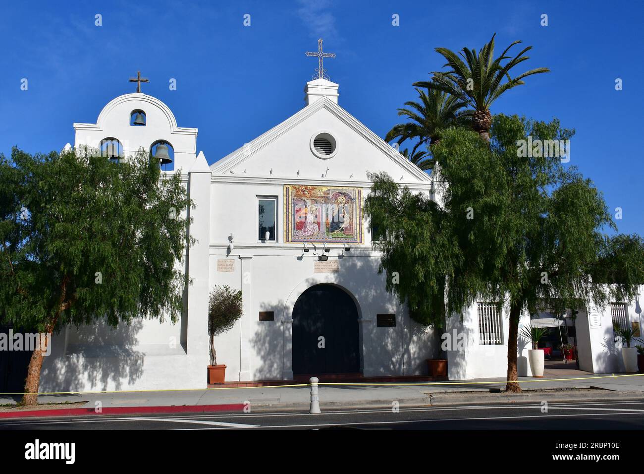 Iglesia Católica Nuestra Señora Reina de los Ángeles, La Iglesia de
