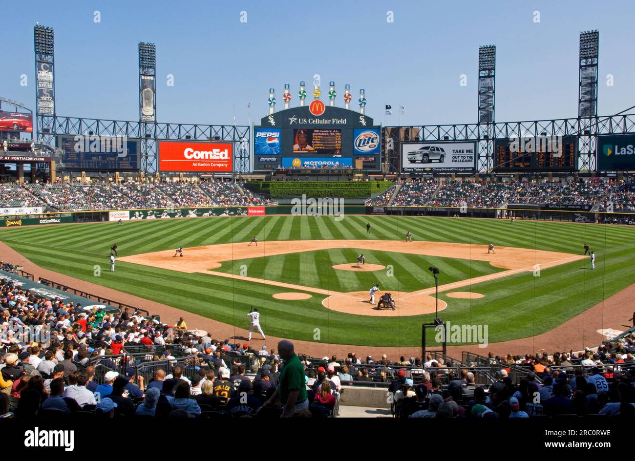 Juego de béisbol de los Medias Blancas de Chicago en EE.UU Campo celular Foto de stock