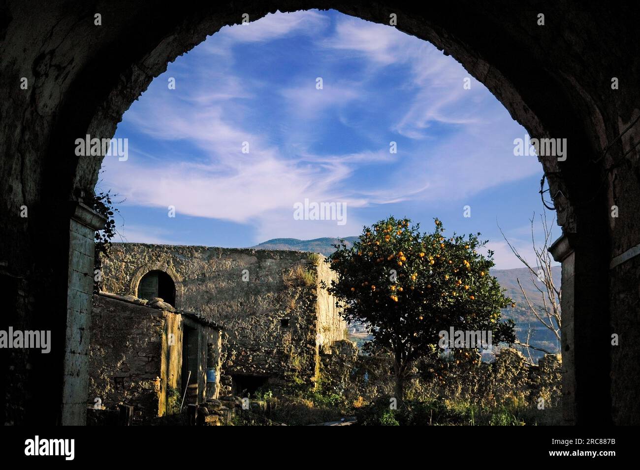 Italia Calabria Savuto el castillo Foto de stock