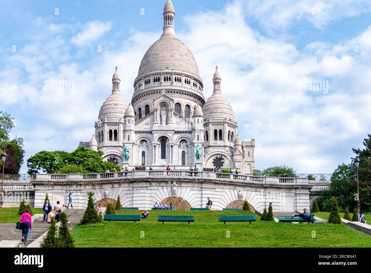 Hermosa foto que muestra el Sacre Coeur en París Foto de stock