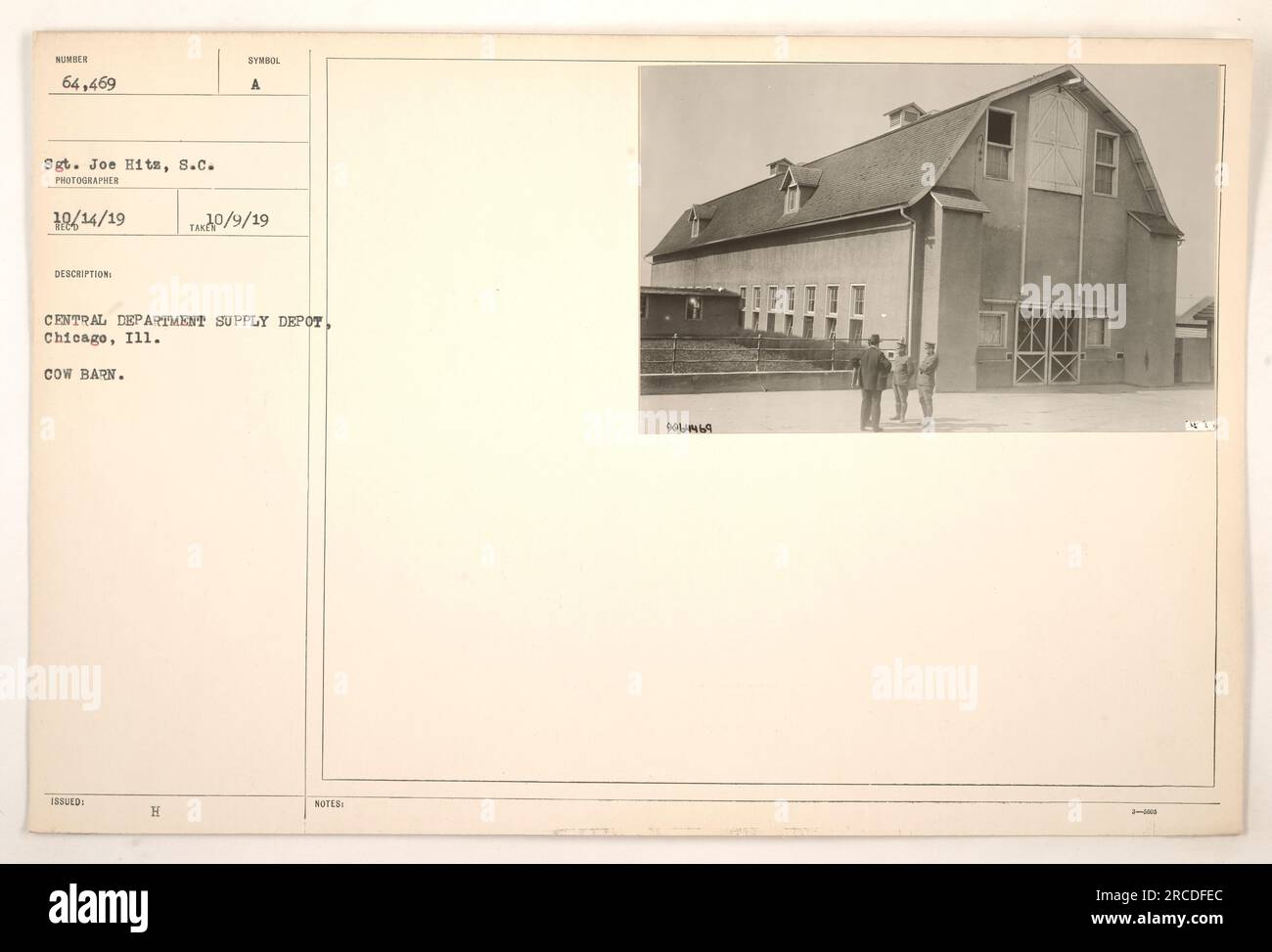 Una imagen del depósito de suministros de Cow Barn en el Central