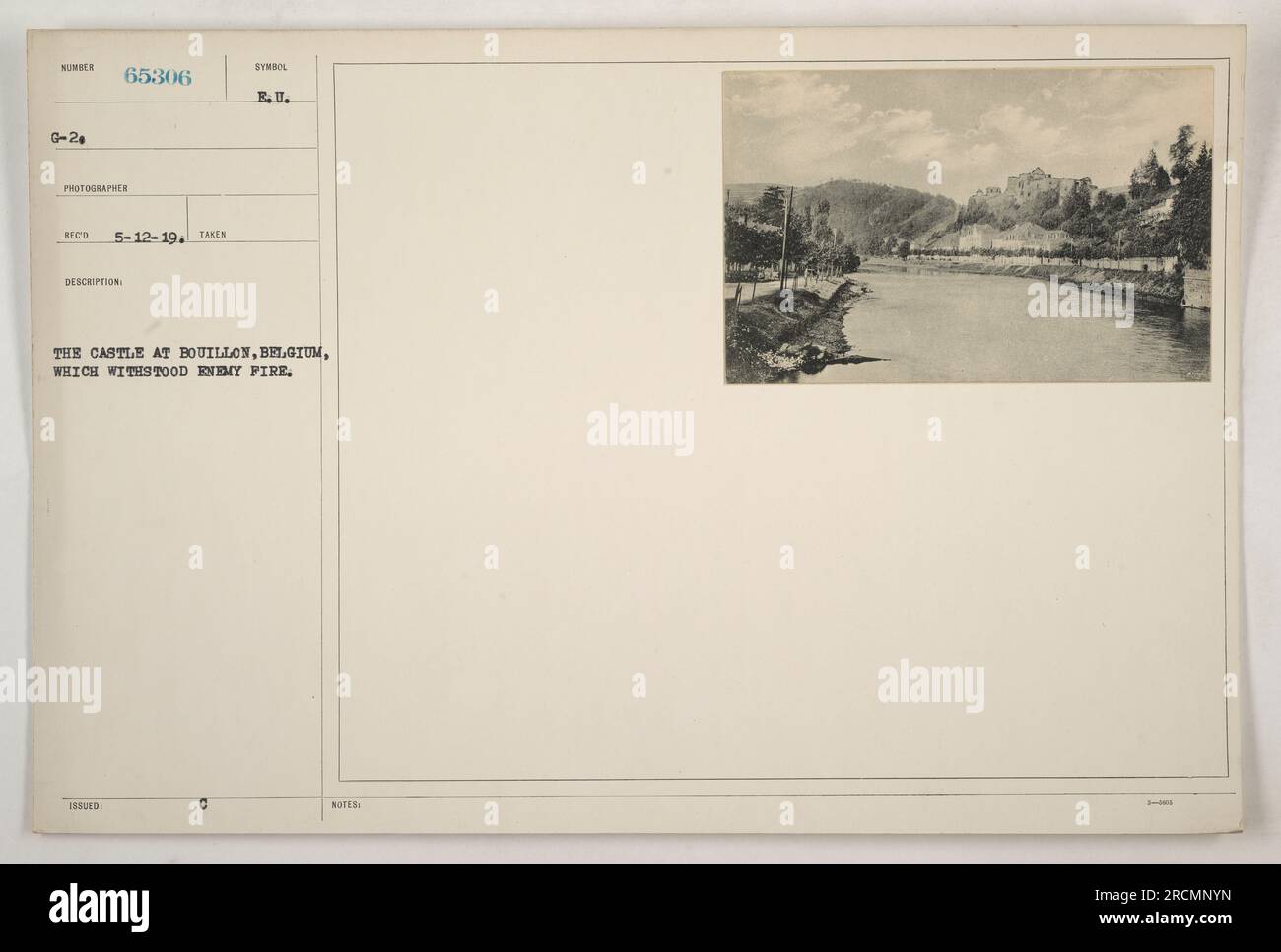 La imagen muestra el Castillo de Bouillon, Bélgica, durante la Primera