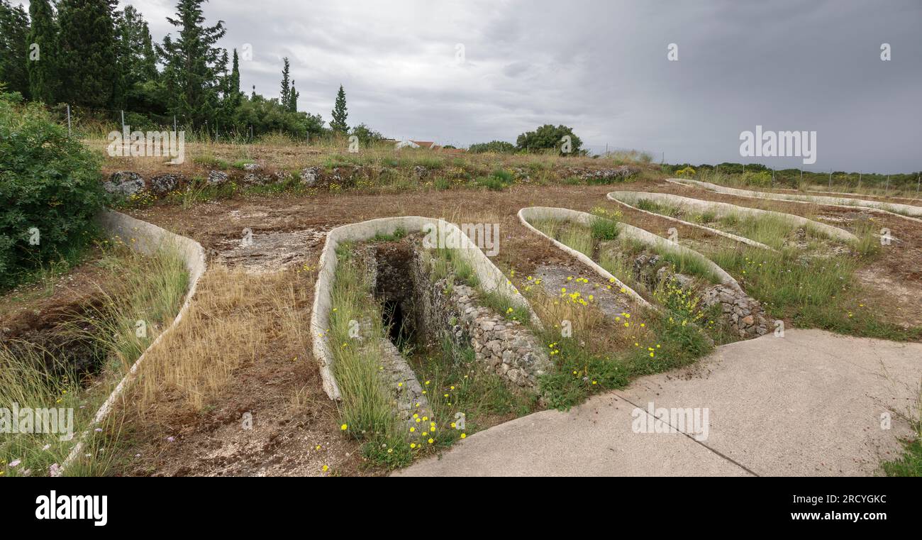 Cementerio micénico de Mazarakata, Cefalonia, Grecia Foto de stock