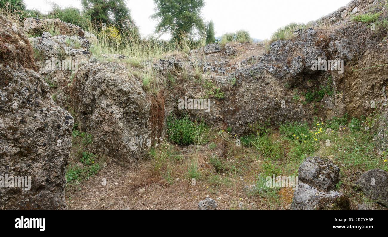 Cementerio micénico de Mazarakata, Cefalonia, Grecia Foto de stock