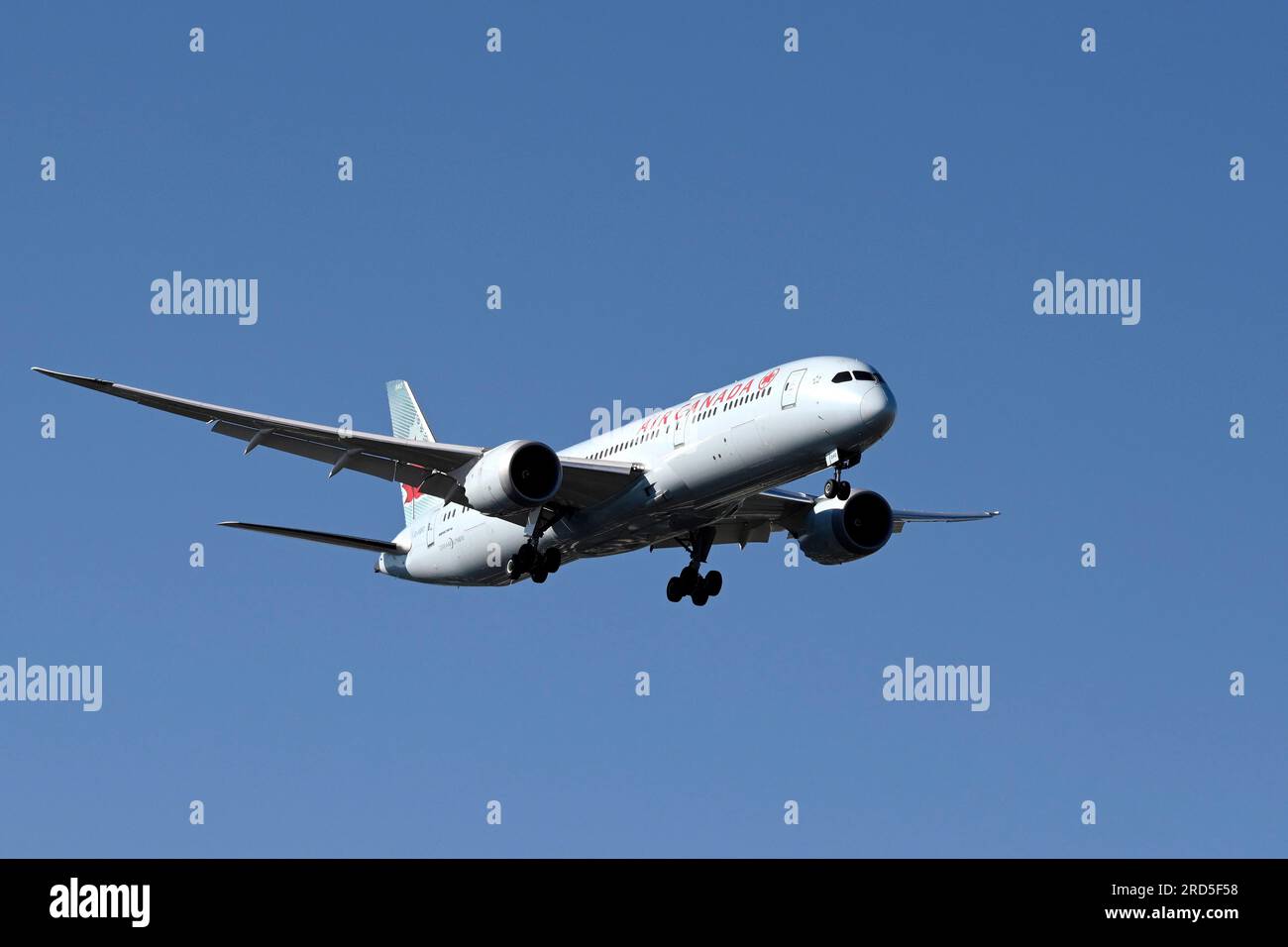 Aircraft Air Canada, Boeing 787-9 Dreamliner, C-FGFZ Foto de stock