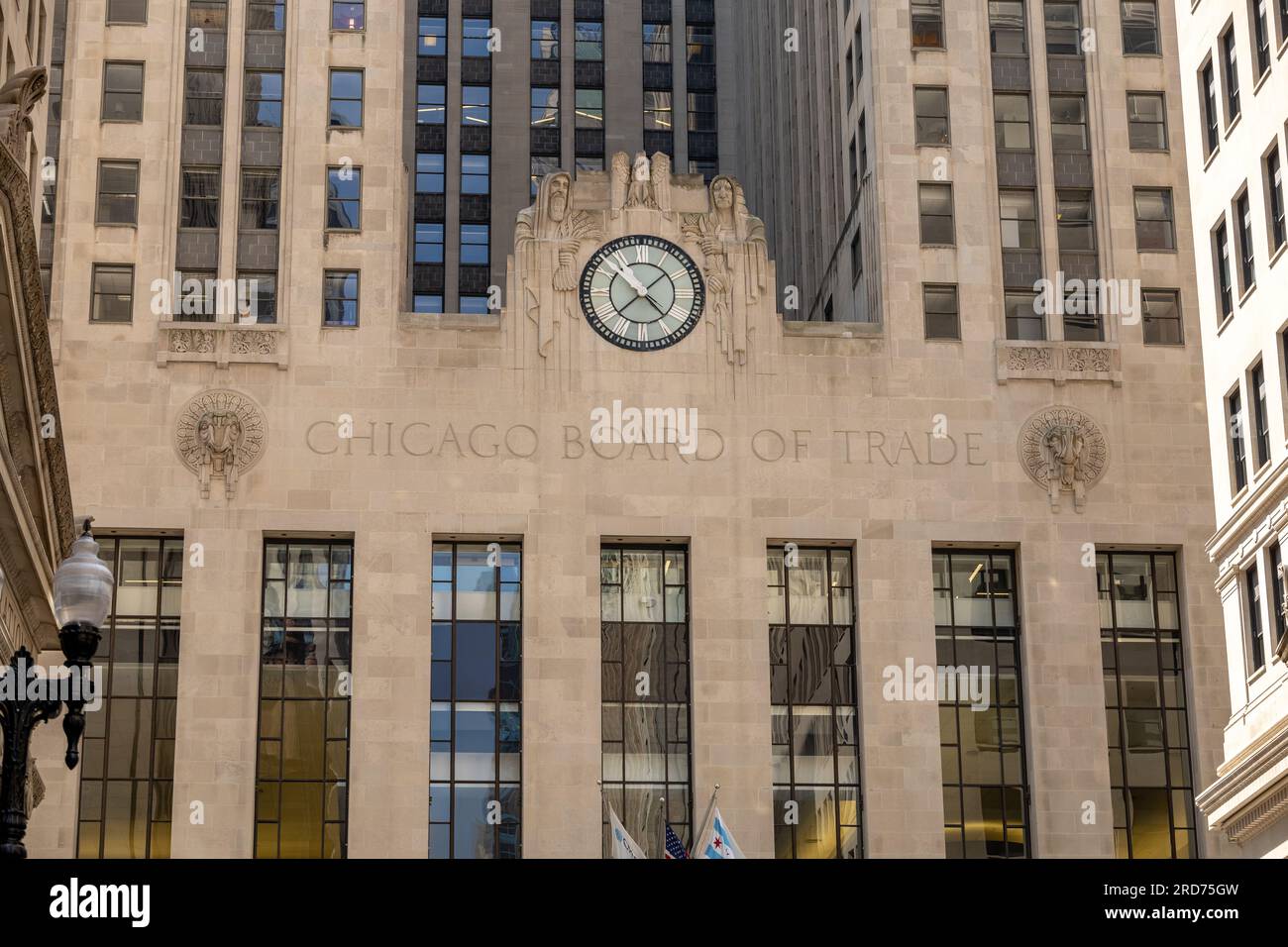 La fachada del edificio de la Junta de Comercio de Chicago en el distrito financiero de Chicago, EE.UU. En W Jackson Blvd, Chicago, Illinois América Foto de stock