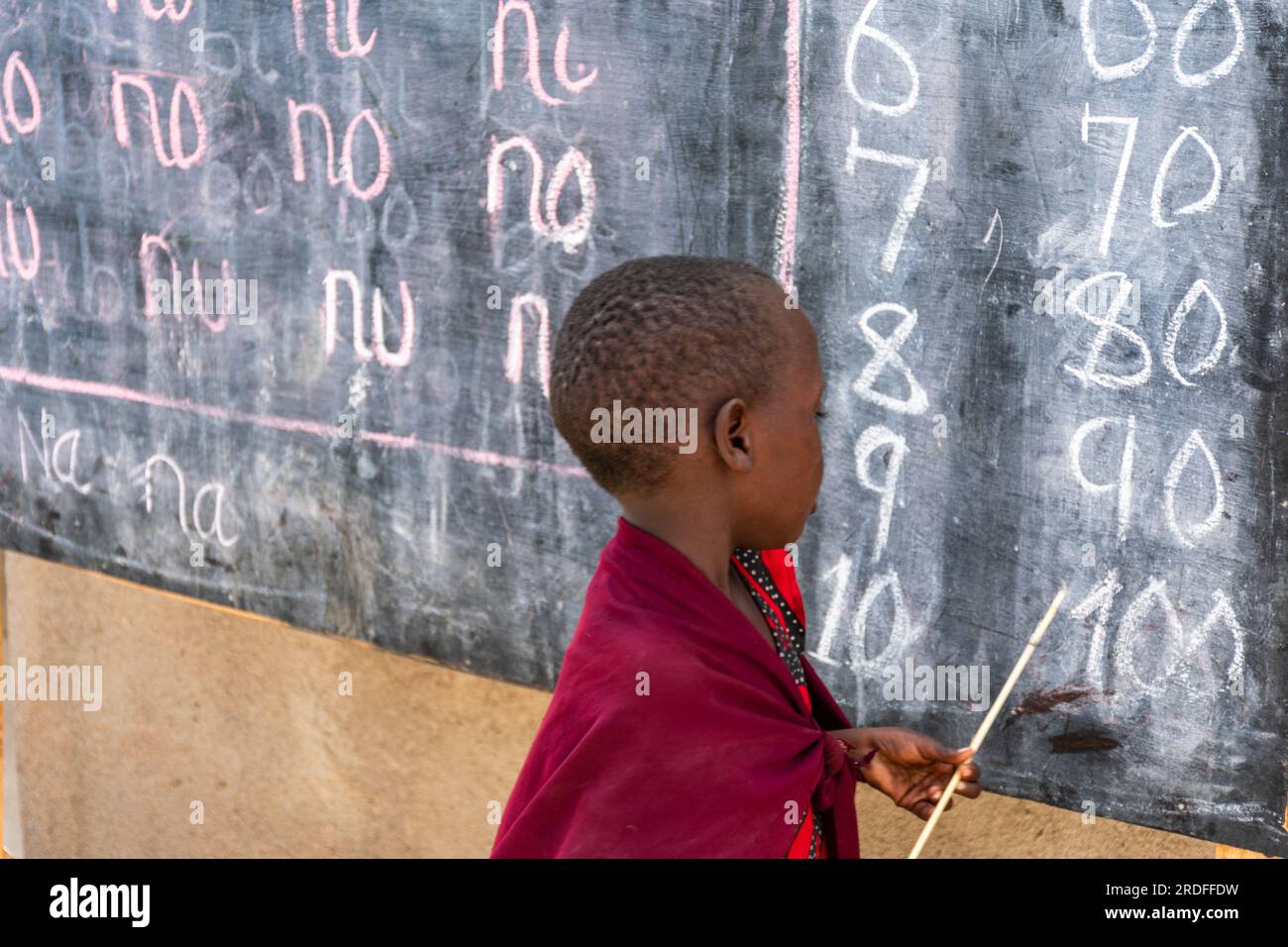 FOTOGRAFÍA DE UN PUEBLO MASAI CERCA DE KARATU EN TANZANIA, TOMADA EN AGOSTO DE 2022 Foto de stock