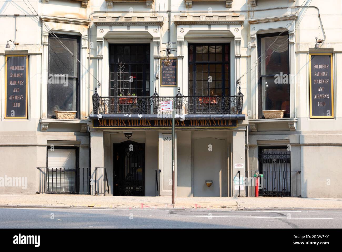 Sailors and marines fotografías e imágenes de alta resolución Alamy