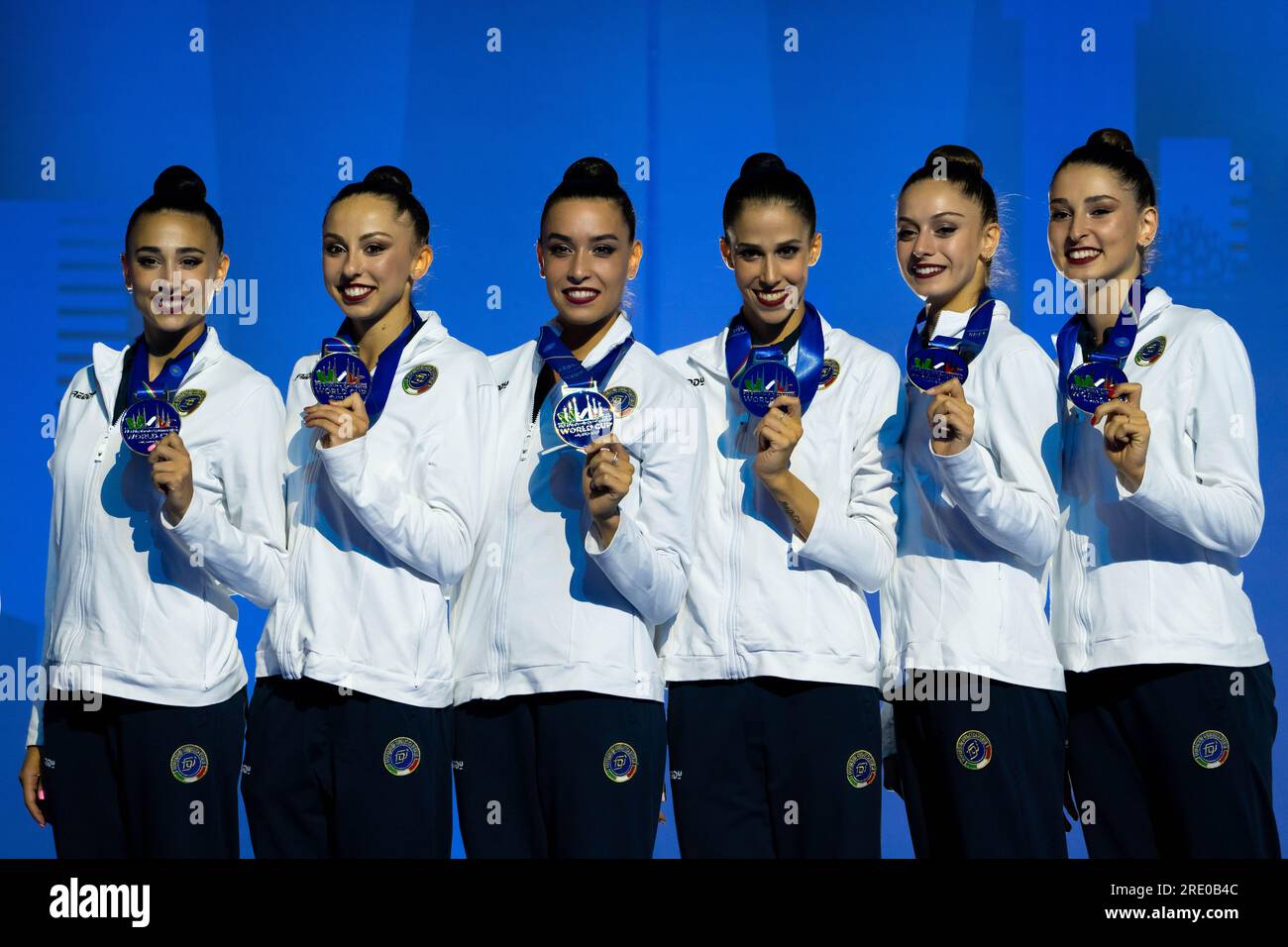 Milano, Salerno, Italia. 22º de julio de 2023. El equipo de Italia gana la competición All Around para el grupo - Stage de Milán durante la Rítmica Gymnastics FIG World Cup 2023 el 21/23 de julio de 2023 en el Mediolanum Forum Assago en Milán, Italia (Imagen de crédito: © Francesco Luciano/ZUMA Press Wire) USO EDITORIAL SOLO! ¡No para USO comercial! Foto de stock