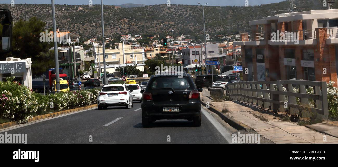Atenas Grecia Tráfico en carretera al aeropuerto de Atenas Foto de stock