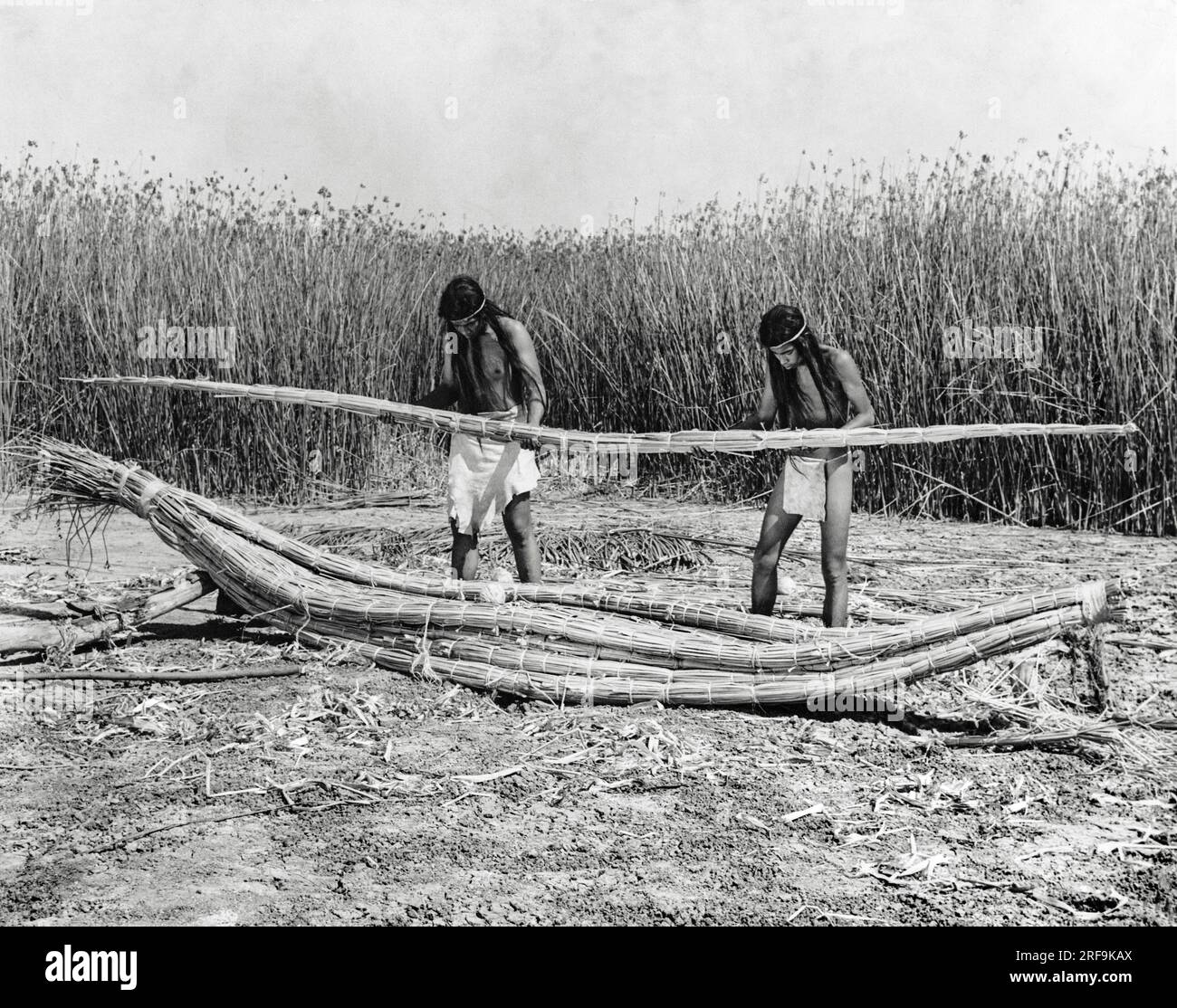 Tribu yoku fotografías e imágenes de alta resolución Alamy
