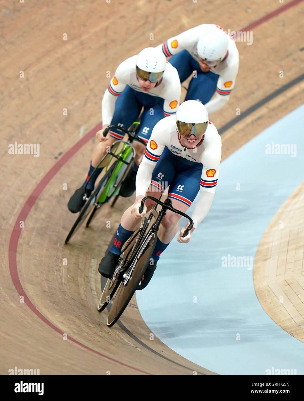 Alistair Fielding (derecha) del Equipo de Gran Bretaña con Joseph