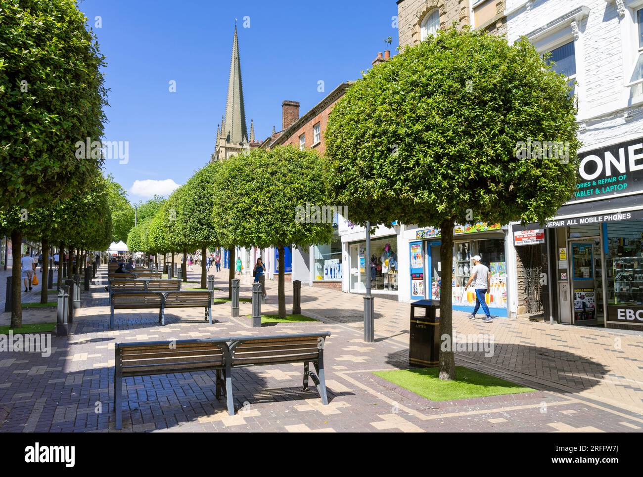 Wakefield Kirkgate Calle comercial Wakefield centro de la ciudad Wakefield West Yorkshire Inglaterra Reino Unido GB Europa Foto de stock