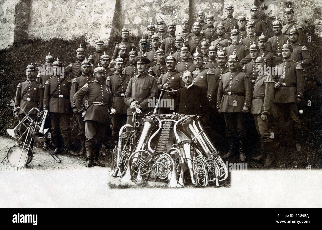 ¡Gran banda militar alemana de latón en toda su gloria! Foto de stock