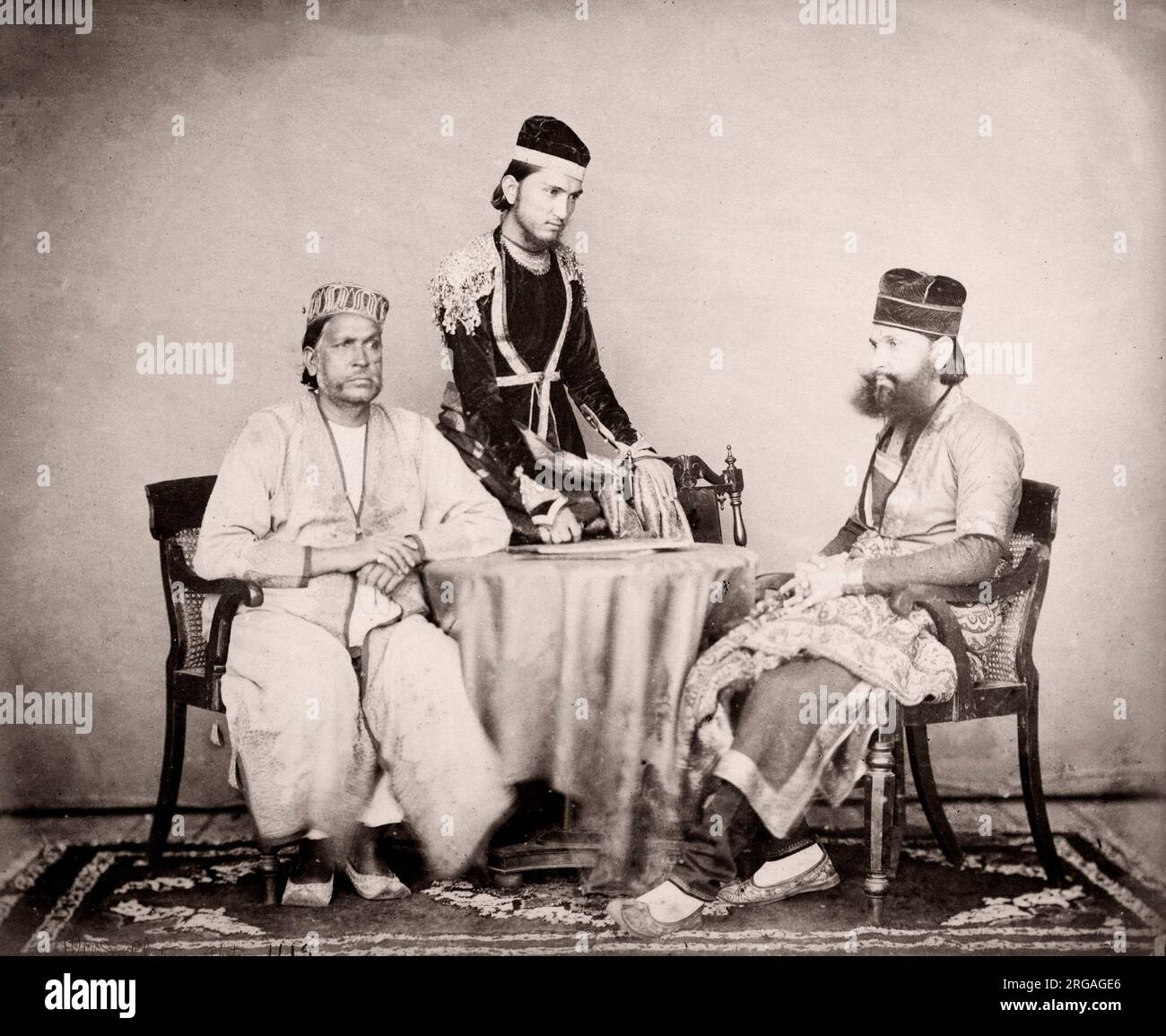 Vintage del siglo xix fotografía India - Nawabs Pastor y Robertson, 1860 Foto de stock