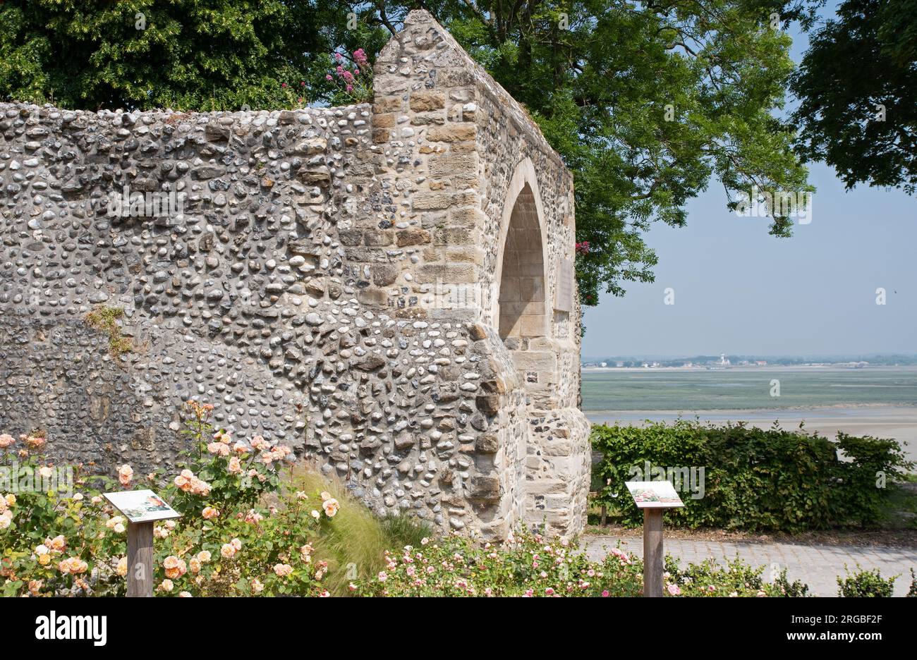 Porte jeanne darc fotografías e imágenes de alta resolución Alamy