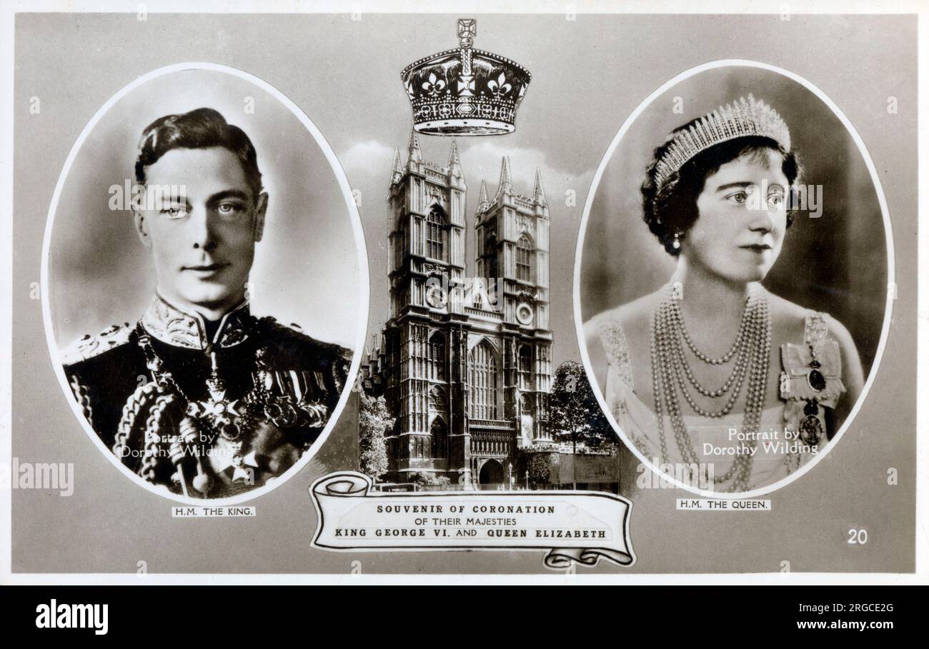 Postal de recuerdo de la Coronación de Sus Majestades, el Rey Jorge VI y la Reina Isabel en la Abadía de Westminster el 12 de mayo de 1937. Foto de stock