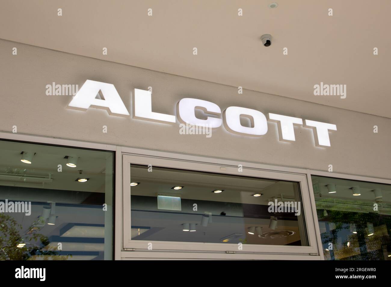 Tienda de ropa alcott top