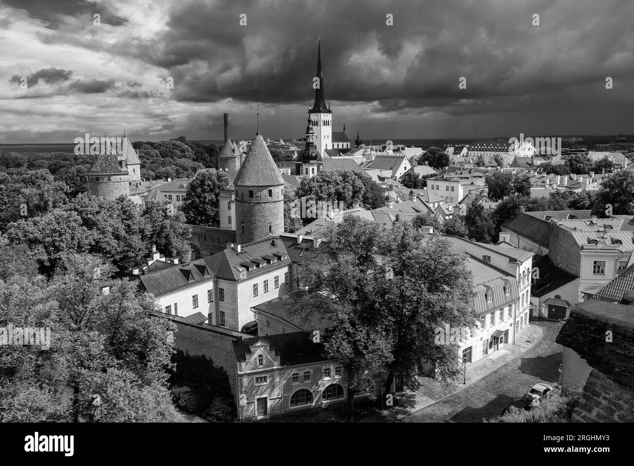 Punto de vista Piiskopi, casco antiguo, Tallin, Estonia Foto de stock