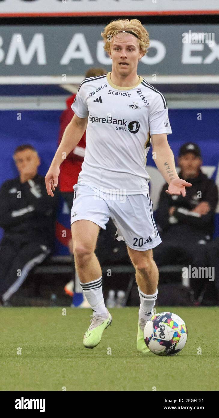 Edvard tagseth futbolista de la liga noruega fotografías e imágenes de