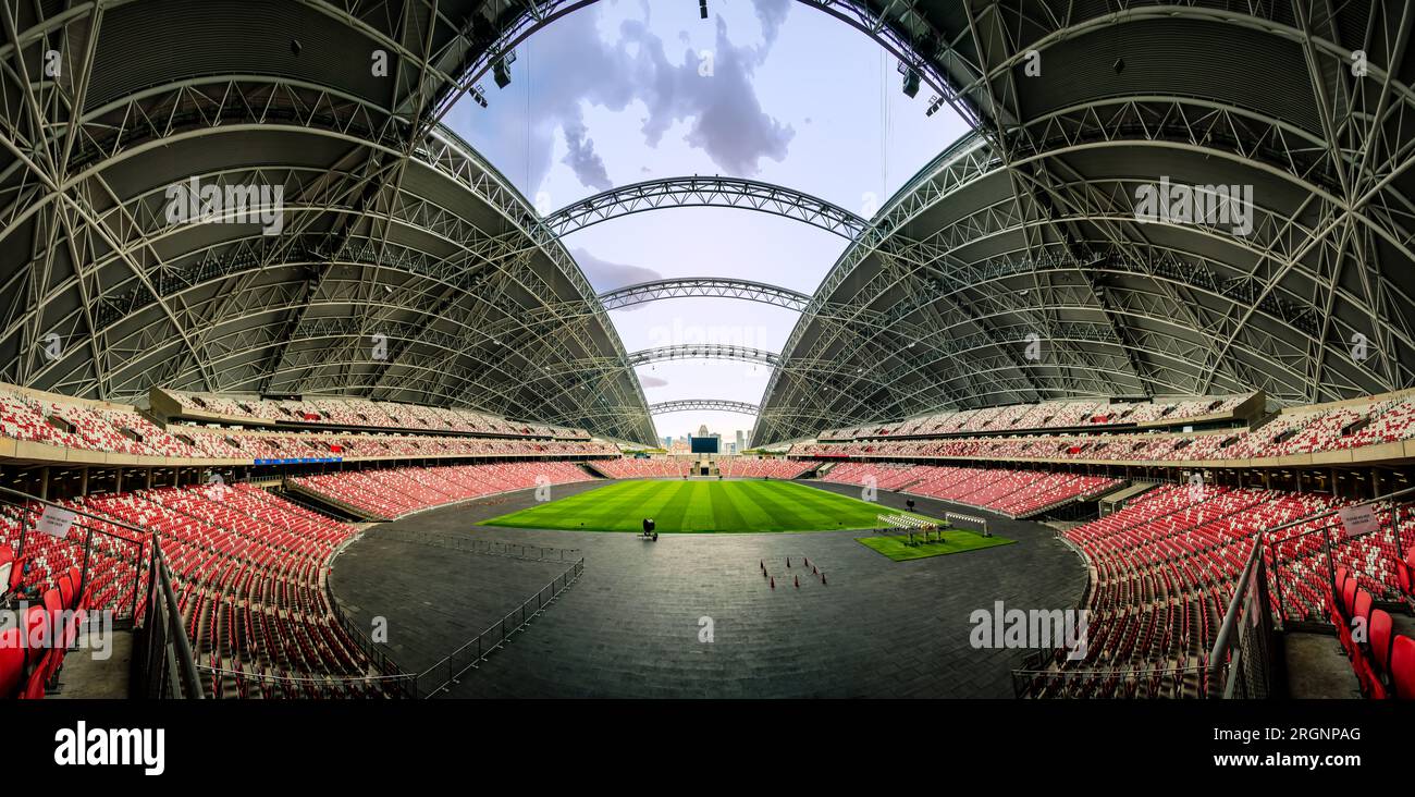 Vista interior de Singapur Sport Hub, Estadio Nacional. Foto de stock