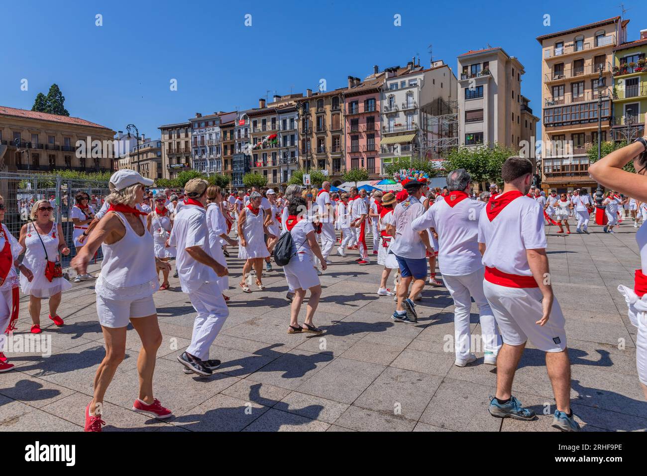 Pamplona, España 09 de julio de 2023 La gente celebra la fiesta de