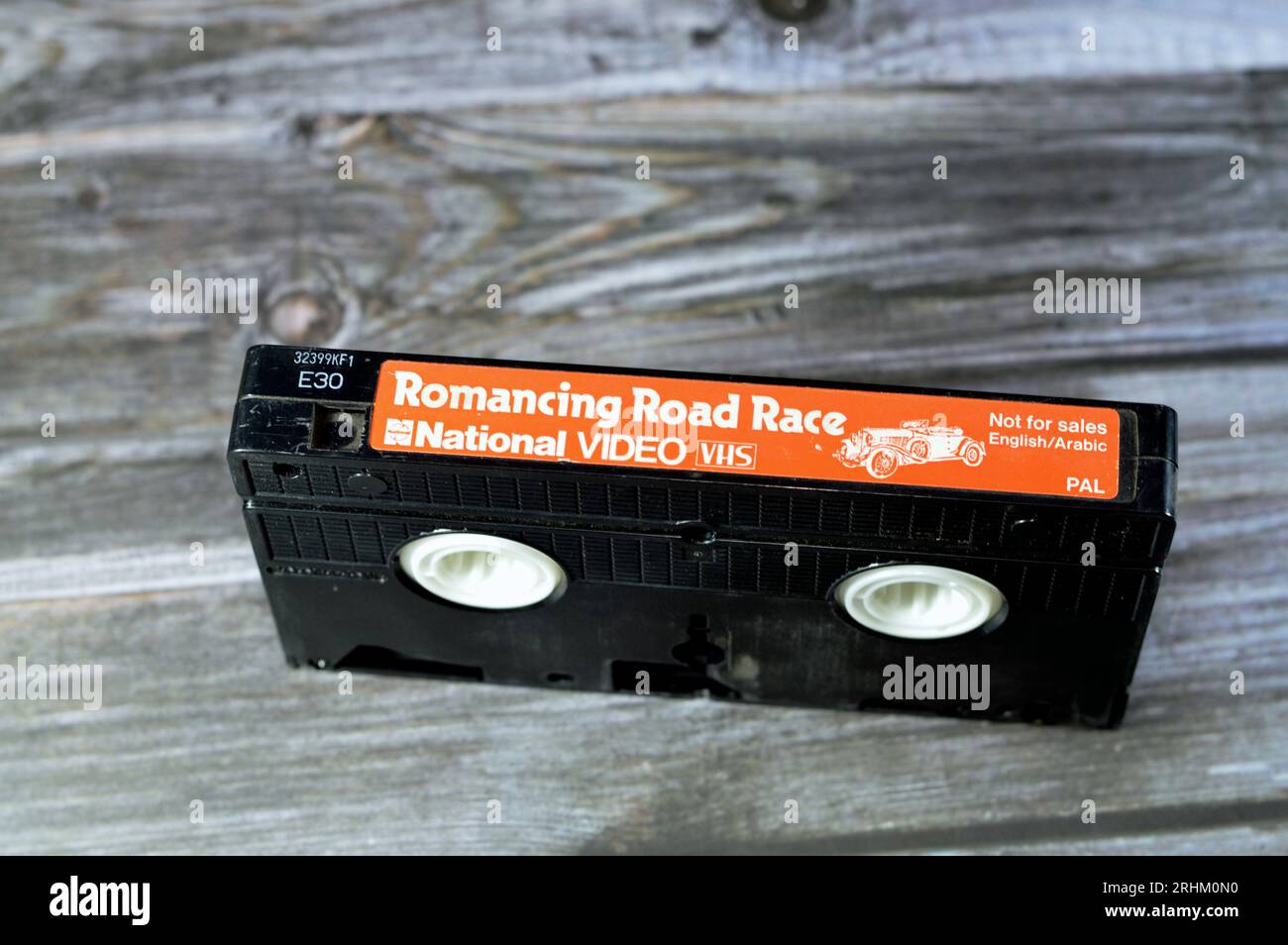 Vhs video cassettes fotografías e imágenes de alta resolución - Alamy