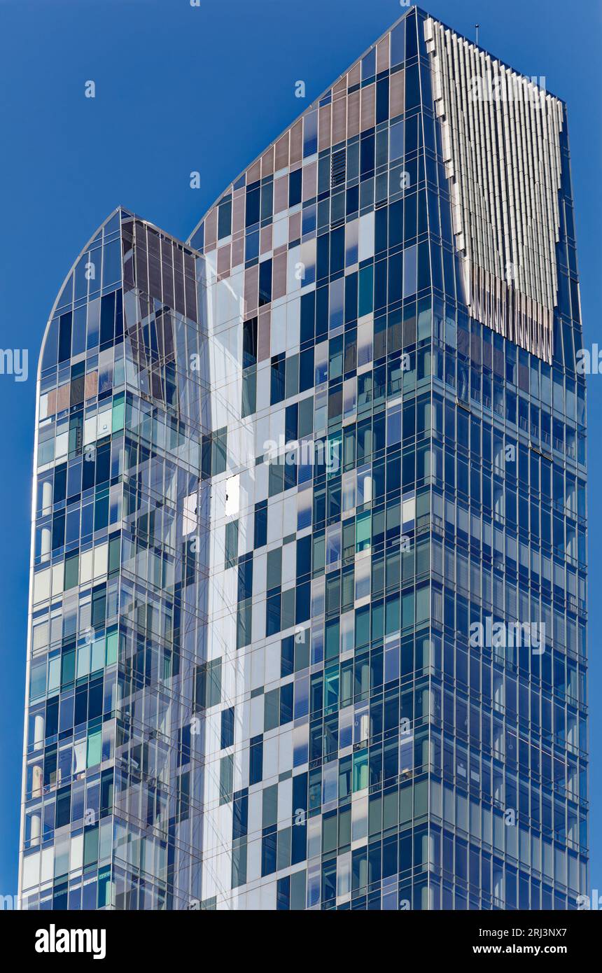 One57, el primer rascacielos superalto de Billionaire’s Row, contiene residencias de hoteles y condominios Park Hyatt New York en el 157 de la calle West 57º. Foto de stock
