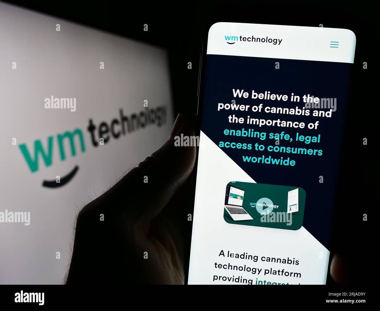 Logo fantasma fotografías e imágenes de alta resolución Alamy