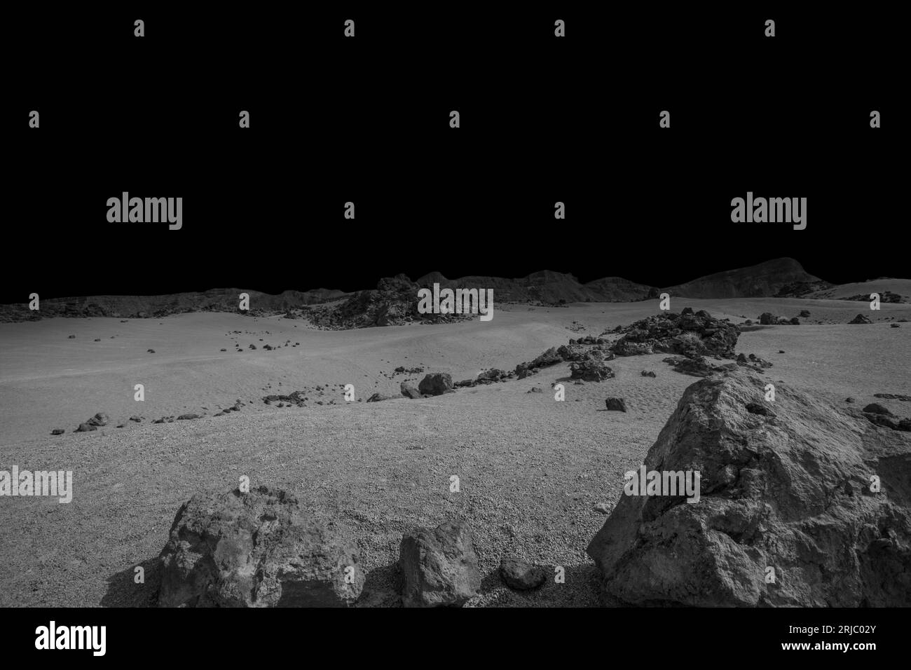 Paisaje del desierto blanco y negro del planeta Marte Foto de stock
