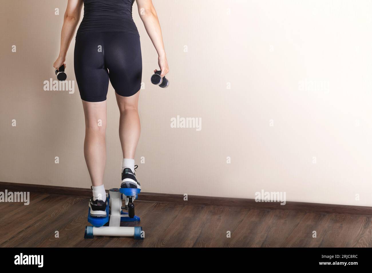 Step machine gym fotografías e imágenes de alta resolución - Página 5 -  Alamy