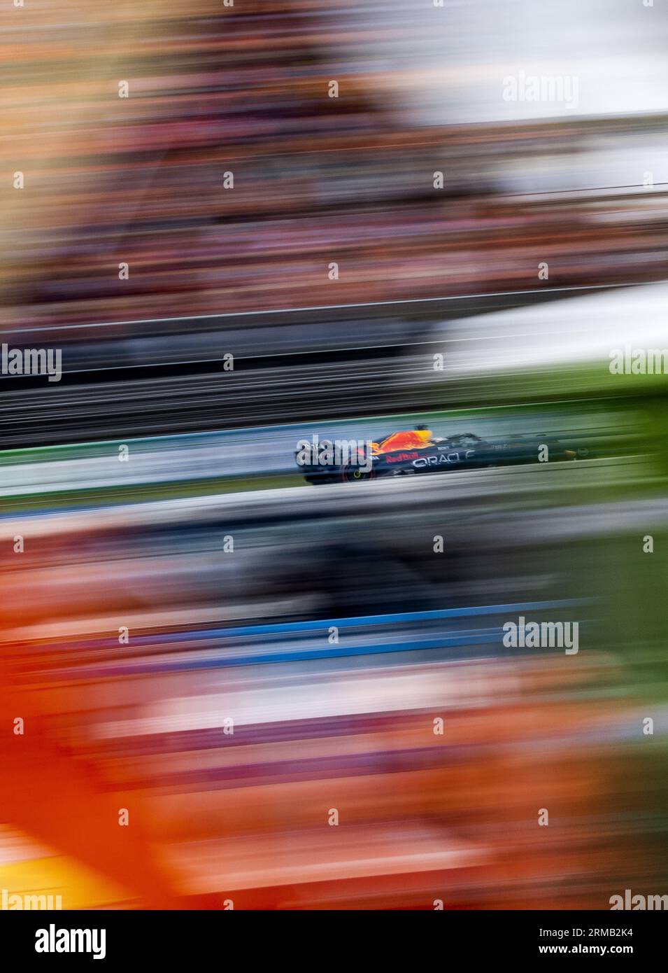 ZANDVOORT Max Verstappen (Red Bull Racing) durante el Gran Premio de