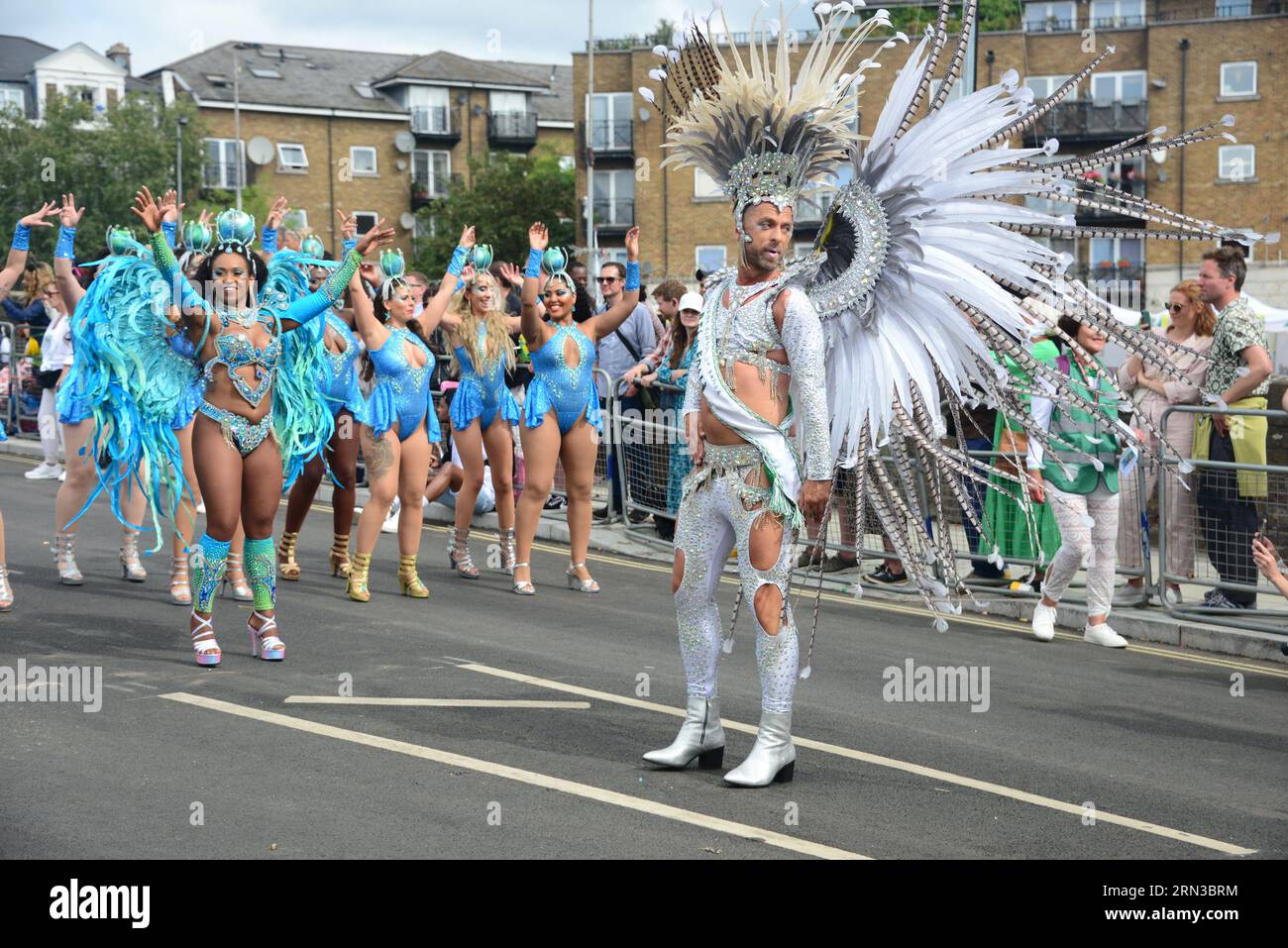 Artistas en el Notting Hill Carnival, Londres 2023 Foto de stock