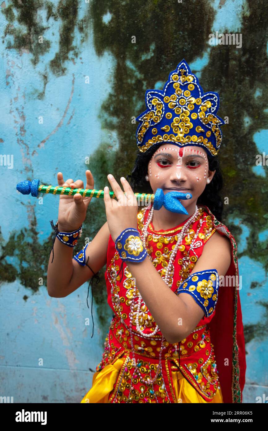 Narayanganj, Dhaka, Bangladesh. 6th Sep, 2023. Children dressed in
