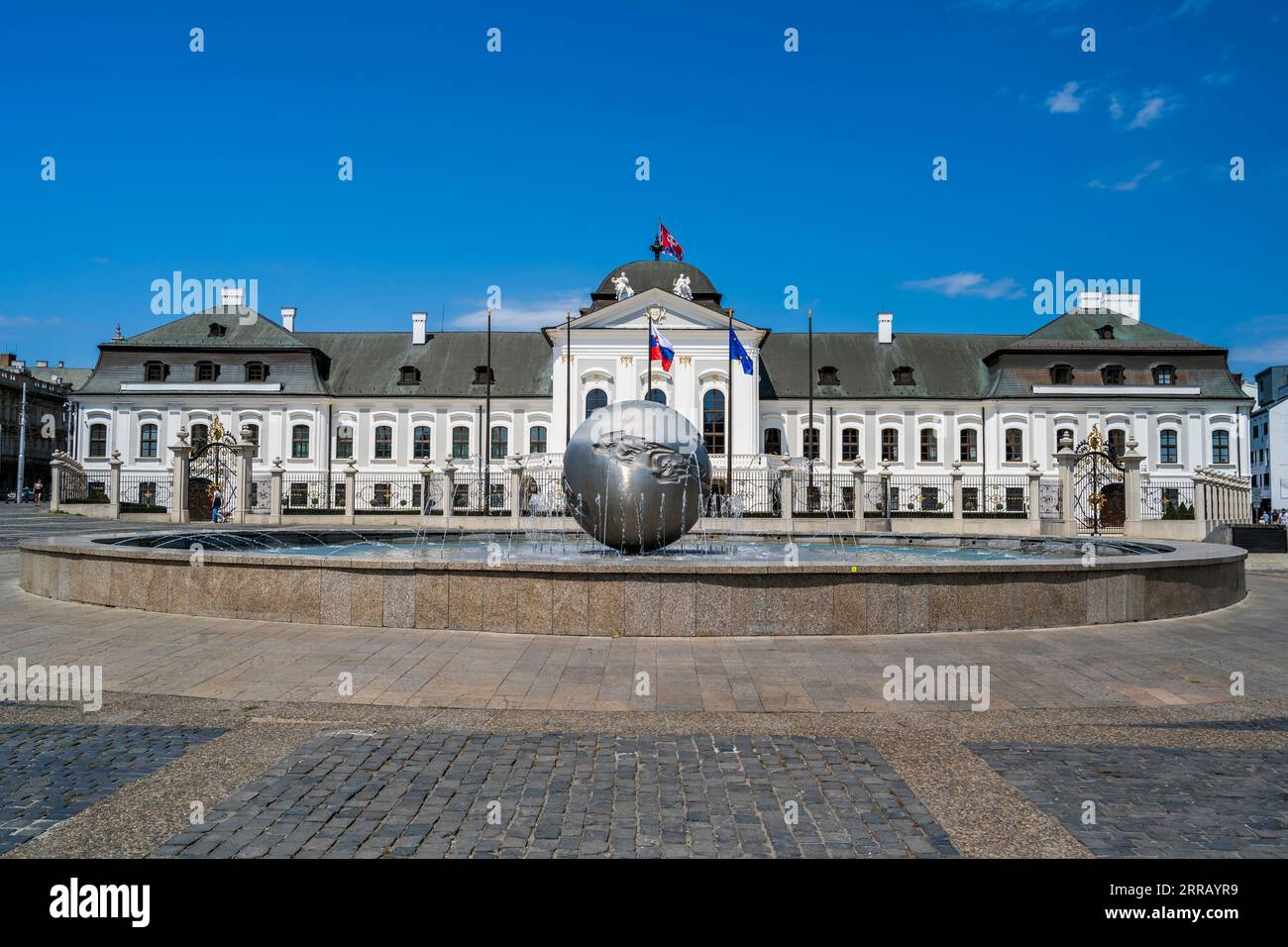 Palacio Grassalkovich, residencia del Presidente de Eslovaquia, Bratislava, Eslovaquia Foto de stock